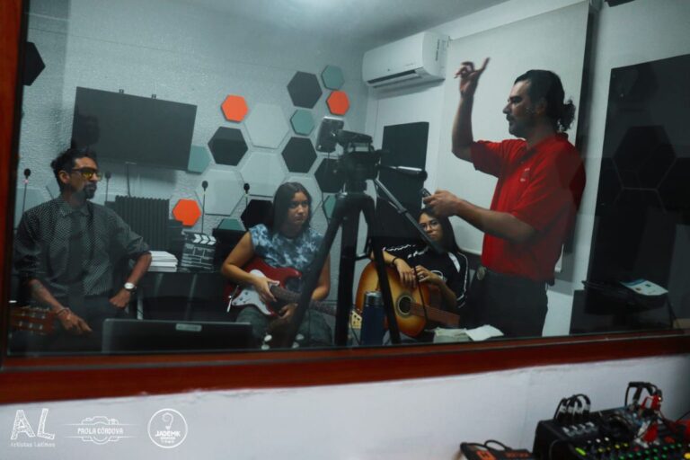 Grabación de voz e instrumentos en guadalajara